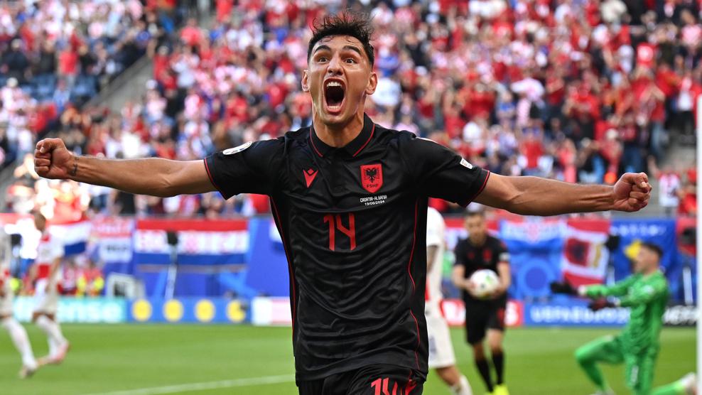 拉奇打入首粒进球